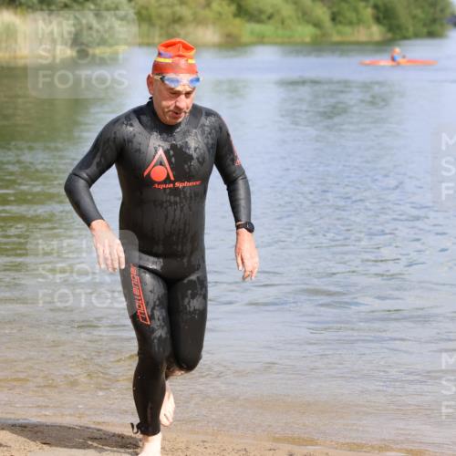 16.06.2024 - 26. Vierlanden-Triathlon Strokosch-Dieckow http://msf.ph/oto/6319411 16.06.2024 10:11:33 Schwimmen 200, 213, 200, 213 meine-sportfotos.de