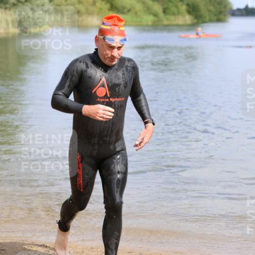 16.06.2024 - 26. Vierlanden-Triathlon Strokosch-Dieckow http://msf.ph/oto/6319429 16.06.2024 10:11:33 Schwimmen 200, 213, 200, 213 meine-sportfotos.de