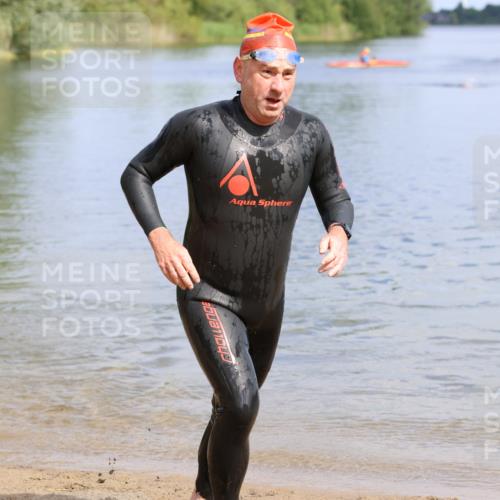 16.06.2024 - 26. Vierlanden-Triathlon Strokosch-Dieckow http://msf.ph/oto/6319445 16.06.2024 10:11:34 Schwimmen 200, 213, 200, 213 meine-sportfotos.de