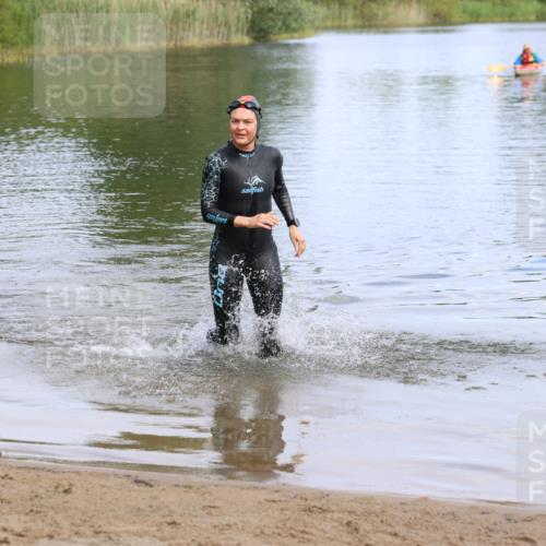 16.06.2024 - 26. Vierlanden-Triathlon Strokosch-Dieckow http://msf.ph/oto/6319463 16.06.2024 10:12:54 Schwimmen 184, 184 meine-sportfotos.de