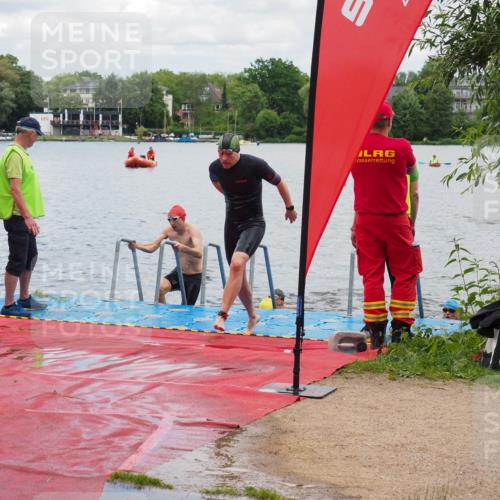 16.06.2024 - 7 Türme Triathlon KatJ http://msf.ph/oto/6319491 16.06.2024 11:59:01 Schwimmen 304, 350, 409, 414, 422, 448, 466, 545 meine-sportfotos.de