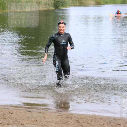 16.06.2024 - 26. Vierlanden-Triathlon Strokosch-Dieckow http://msf.ph/oto/6319501 16.06.2024 10:12:54 Schwimmen 184, 184 meine-sportfotos.de