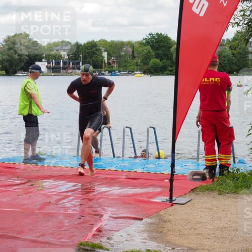 16.06.2024 - 7 Türme Triathlon KatJ http://msf.ph/oto/6319512 16.06.2024 11:59:02 Schwimmen 304, 350, 409, 414, 422, 448, 466, 545, 558 meine-sportfotos.de