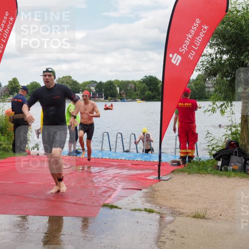 16.06.2024 - 7 Türme Triathlon KatJ http://msf.ph/oto/6319533 16.06.2024 11:59:04 Schwimmen 304, 350, 409, 414, 422, 448, 466, 487, 558 meine-sportfotos.de