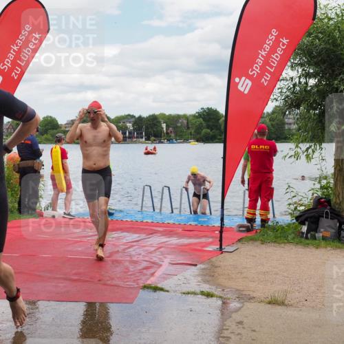 16.06.2024 - 7 Türme Triathlon KatJ http://msf.ph/oto/6319550 16.06.2024 11:59:05 Schwimmen 304, 350, 409, 414, 422, 448, 466, 487, 558 meine-sportfotos.de