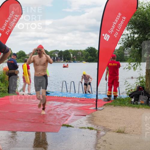 16.06.2024 - 7 Türme Triathlon KatJ http://msf.ph/oto/6319555 16.06.2024 11:59:05 Schwimmen 304, 350, 409, 414, 422, 448, 466, 487, 558 meine-sportfotos.de
