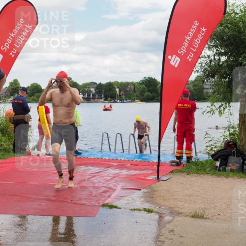 16.06.2024 - 7 Türme Triathlon KatJ http://msf.ph/oto/6319560 16.06.2024 11:59:05 Schwimmen 304, 350, 409, 414, 422, 448, 466, 487, 558 meine-sportfotos.de
