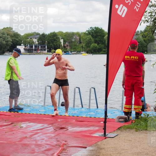 16.06.2024 - 7 Türme Triathlon KatJ http://msf.ph/oto/6319565 16.06.2024 11:59:08 Schwimmen 304, 350, 409, 414, 422, 448, 466, 487, 558 meine-sportfotos.de
