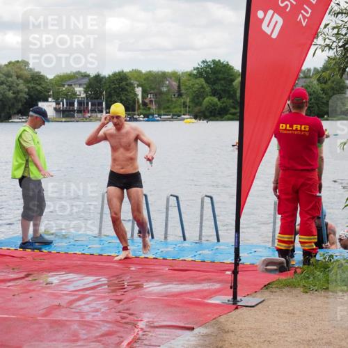16.06.2024 - 7 Türme Triathlon KatJ http://msf.ph/oto/6319569 16.06.2024 11:59:08 Schwimmen 304, 350, 409, 414, 422, 448, 466, 487, 558 meine-sportfotos.de