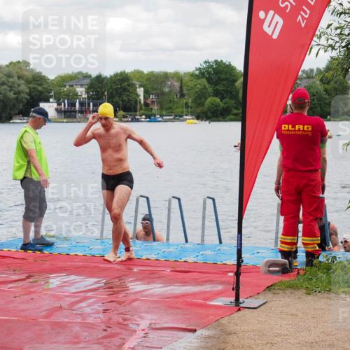 16.06.2024 - 7 Türme Triathlon KatJ http://msf.ph/oto/6319577 16.06.2024 11:59:09 Schwimmen 304, 350, 409, 414, 422, 448, 466, 487, 558 meine-sportfotos.de