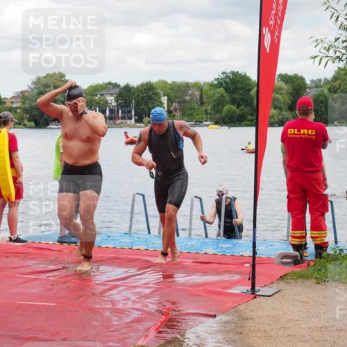 16.06.2024 - 7 Türme Triathlon KatJ http://msf.ph/oto/6319611 16.06.2024 11:59:16 Schwimmen 304, 350, 414, 422, 448, 487, 558 meine-sportfotos.de