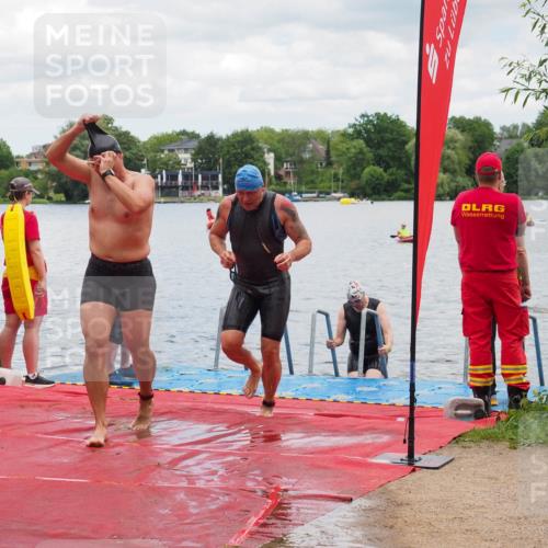 16.06.2024 - 7 Türme Triathlon KatJ http://msf.ph/oto/6319615 16.06.2024 11:59:16 Schwimmen 304, 350, 414, 422, 448, 487, 558 meine-sportfotos.de