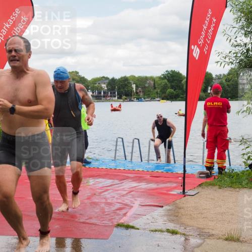 16.06.2024 - 7 Türme Triathlon KatJ http://msf.ph/oto/6319640 16.06.2024 11:59:18 Schwimmen 304, 350, 414, 422, 448, 487, 558 meine-sportfotos.de