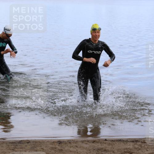 16.06.2024 - 26. Vierlanden-Triathlon Strokosch-Dieckow http://msf.ph/oto/6319666 16.06.2024 10:14:11 Schwimmen 186, 196, 186, 196 meine-sportfotos.de