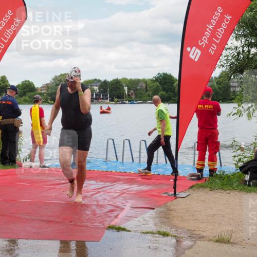 16.06.2024 - 7 Türme Triathlon KatJ http://msf.ph/oto/6319690 16.06.2024 11:59:23 Schwimmen 322, 350, 365, 414, 422, 448, 487, 558 meine-sportfotos.de