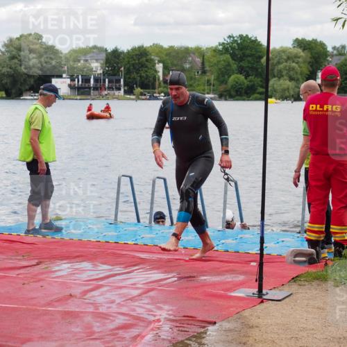 16.06.2024 - 7 Türme Triathlon KatJ http://msf.ph/oto/6319727 16.06.2024 11:59:38 Schwimmen 322, 365, 439, 487, 558 meine-sportfotos.de