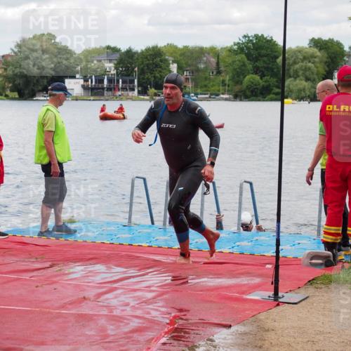 16.06.2024 - 7 Türme Triathlon KatJ http://msf.ph/oto/6319732 16.06.2024 11:59:39 Schwimmen 322, 365, 439, 487, 558 meine-sportfotos.de