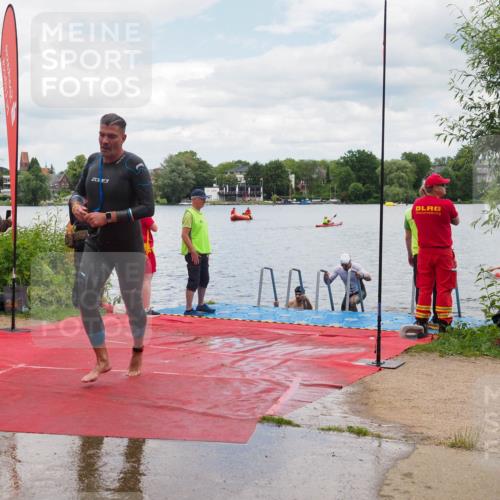 16.06.2024 - 7 Türme Triathlon KatJ http://msf.ph/oto/6319747 16.06.2024 11:59:40 Schwimmen 322, 365, 439, 487, 558 meine-sportfotos.de