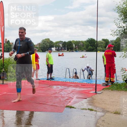 16.06.2024 - 7 Türme Triathlon KatJ http://msf.ph/oto/6319749 16.06.2024 11:59:40 Schwimmen 322, 365, 439, 487, 558 meine-sportfotos.de