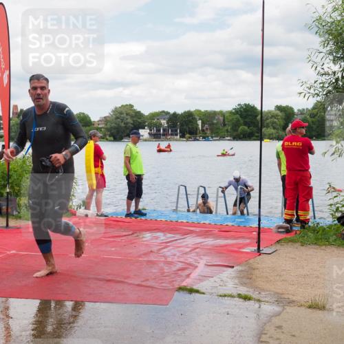 16.06.2024 - 7 Türme Triathlon KatJ http://msf.ph/oto/6319754 16.06.2024 11:59:41 Schwimmen 322, 365, 439, 487, 558 meine-sportfotos.de