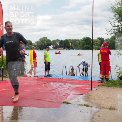 16.06.2024 - 7 Türme Triathlon KatJ http://msf.ph/oto/6319758 16.06.2024 11:59:41 Schwimmen 322, 365, 439, 487, 558 meine-sportfotos.de