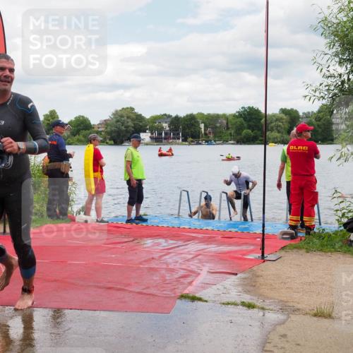 16.06.2024 - 7 Türme Triathlon KatJ http://msf.ph/oto/6319763 16.06.2024 11:59:41 Schwimmen 322, 365, 439, 487, 558 meine-sportfotos.de