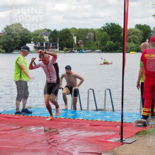 16.06.2024 - 7 Türme Triathlon KatJ http://msf.ph/oto/6319787 16.06.2024 11:59:43 Schwimmen 322, 365, 439, 487, 558 meine-sportfotos.de