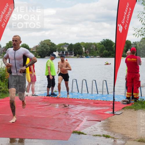16.06.2024 - 7 Türme Triathlon KatJ http://msf.ph/oto/6319804 16.06.2024 11:59:45 Schwimmen 322, 365, 439, 487, 558 meine-sportfotos.de