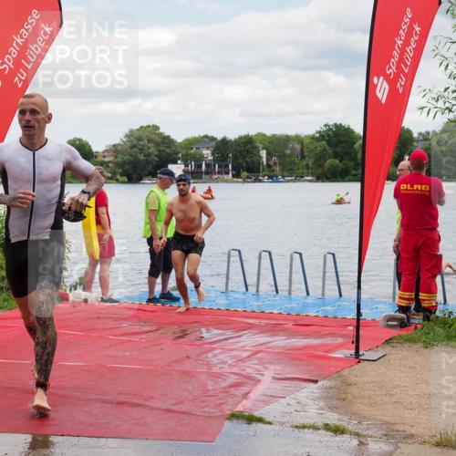 16.06.2024 - 7 Türme Triathlon KatJ http://msf.ph/oto/6319811 16.06.2024 11:59:45 Schwimmen 322, 365, 439, 487, 558 meine-sportfotos.de