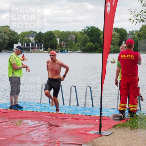 16.06.2024 - 7 Türme Triathlon KatJ http://msf.ph/oto/6319897 16.06.2024 12:00:03 Schwimmen 322, 365, 439 meine-sportfotos.de