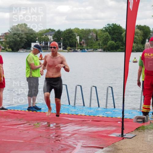 16.06.2024 - 7 Türme Triathlon KatJ http://msf.ph/oto/6319920 16.06.2024 12:00:03 Schwimmen 322, 365, 439 meine-sportfotos.de