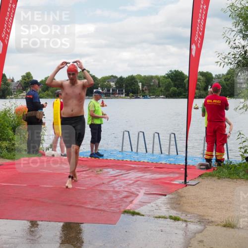 16.06.2024 - 7 Türme Triathlon KatJ http://msf.ph/oto/6319923 16.06.2024 12:00:05 Schwimmen 322, 365, 439 meine-sportfotos.de