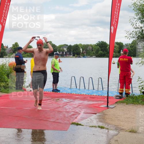 16.06.2024 - 7 Türme Triathlon KatJ http://msf.ph/oto/6319926 16.06.2024 12:00:05 Schwimmen 322, 365, 439 meine-sportfotos.de