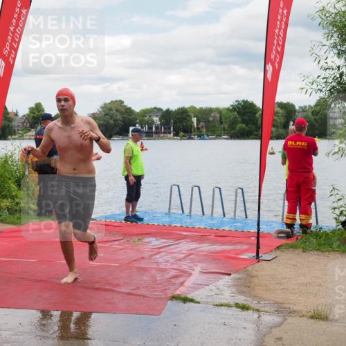 16.06.2024 - 7 Türme Triathlon KatJ http://msf.ph/oto/6319937 16.06.2024 12:00:05 Schwimmen 322, 365, 439 meine-sportfotos.de
