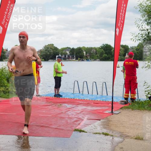 16.06.2024 - 7 Türme Triathlon KatJ http://msf.ph/oto/6319943 16.06.2024 12:00:05 Schwimmen 322, 365, 439 meine-sportfotos.de