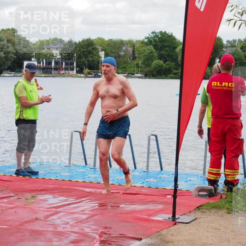 16.06.2024 - 7 Türme Triathlon KatJ http://msf.ph/oto/6319958 16.06.2024 12:00:08 Schwimmen 322, 365, 439 meine-sportfotos.de