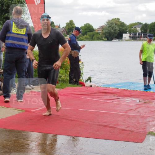 16.06.2024 - 7 Türme Triathlon KatJ http://msf.ph/oto/6320111 16.06.2024 12:02:20 Schwimmen 345, 403 meine-sportfotos.de