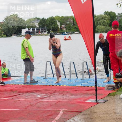 16.06.2024 - 7 Türme Triathlon KatJ http://msf.ph/oto/6320122 16.06.2024 12:07:17 Schwimmen 54, 67, 72, 129, 517, 571 meine-sportfotos.de