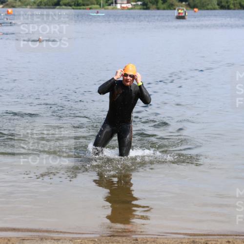 16.06.2024 - 26. Vierlanden-Triathlon Strokosch-Dieckow http://msf.ph/oto/6320126 16.06.2024 10:53:00 Schwimmen 238, 238 meine-sportfotos.de
