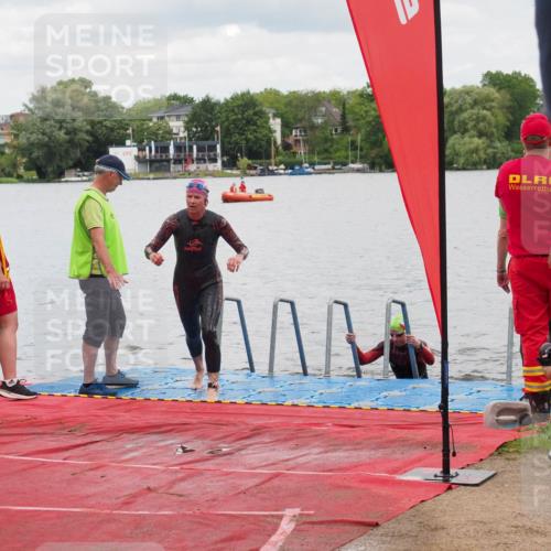 16.06.2024 - 7 Türme Triathlon KatJ http://msf.ph/oto/6320266 16.06.2024 12:07:31 Schwimmen 54, 67, 440, 517, 571, 592 meine-sportfotos.de