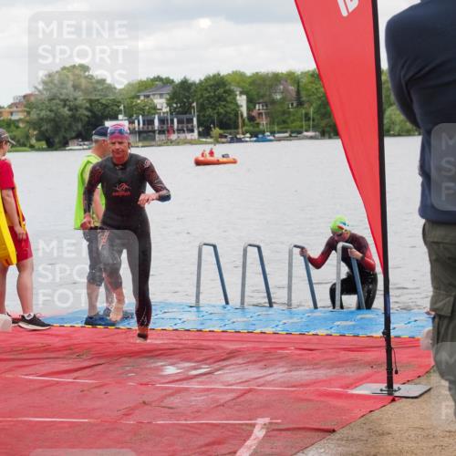 16.06.2024 - 7 Türme Triathlon KatJ http://msf.ph/oto/6320293 16.06.2024 12:07:32 Schwimmen 54, 67, 440, 517, 571, 592 meine-sportfotos.de