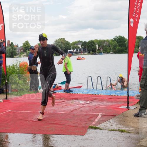 16.06.2024 - 7 Türme Triathlon KatJ http://msf.ph/oto/6320362 16.06.2024 12:07:45 Schwimmen 54, 440, 457, 544, 565, 571, 592 meine-sportfotos.de
