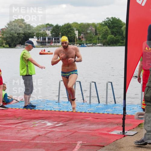 16.06.2024 - 7 Türme Triathlon KatJ http://msf.ph/oto/6320398 16.06.2024 12:07:48 Schwimmen 54, 440, 457, 544, 565, 571, 592 meine-sportfotos.de