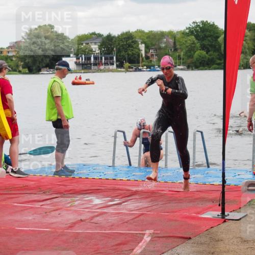 16.06.2024 - 7 Türme Triathlon KatJ http://msf.ph/oto/6320442 16.06.2024 12:07:52 Schwimmen 440, 457, 544, 565, 571, 592 meine-sportfotos.de