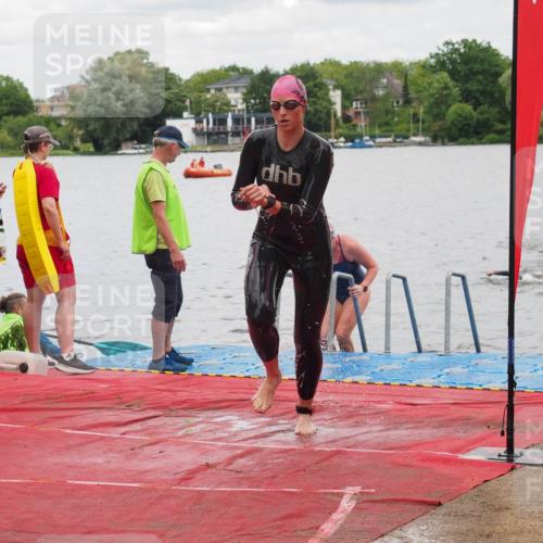 16.06.2024 - 7 Türme Triathlon KatJ http://msf.ph/oto/6320458 16.06.2024 12:07:53 Schwimmen 440, 457, 544, 565, 571, 592 meine-sportfotos.de