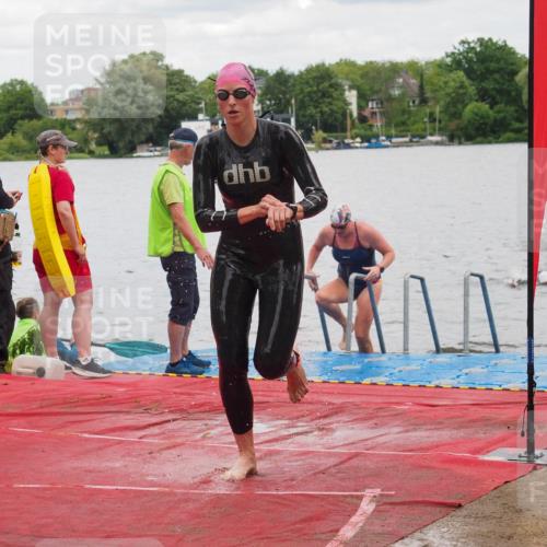 16.06.2024 - 7 Türme Triathlon KatJ http://msf.ph/oto/6320463 16.06.2024 12:07:53 Schwimmen 440, 457, 544, 565, 571, 592 meine-sportfotos.de