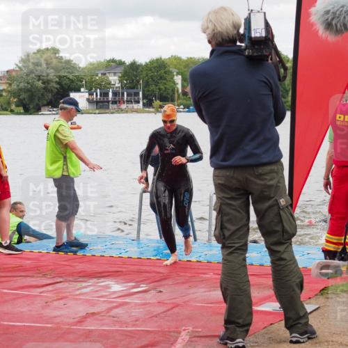 16.06.2024 - 7 Türme Triathlon KatJ http://msf.ph/oto/6320536 16.06.2024 12:08:09 Schwimmen 440, 457, 544, 565, 592 meine-sportfotos.de