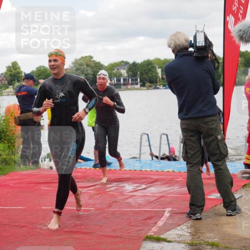 16.06.2024 - 7 Türme Triathlon KatJ http://msf.ph/oto/6320579 16.06.2024 12:08:12 Schwimmen 440, 457, 544, 565, 592 meine-sportfotos.de