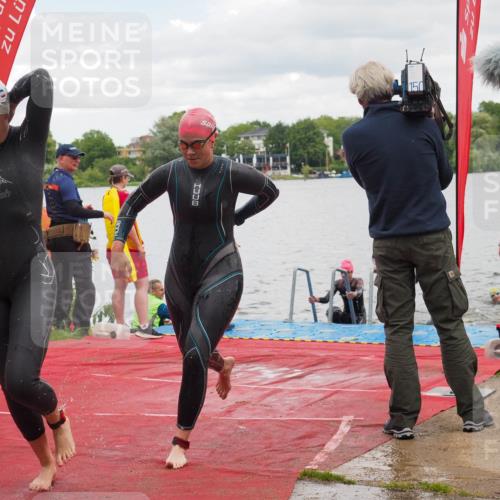 16.06.2024 - 7 Türme Triathlon KatJ http://msf.ph/oto/6320607 16.06.2024 12:08:13 Schwimmen 440, 457, 544, 565, 592 meine-sportfotos.de