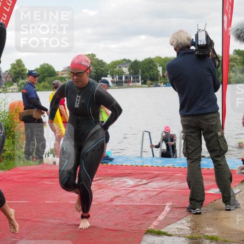 16.06.2024 - 7 Türme Triathlon KatJ http://msf.ph/oto/6320611 16.06.2024 12:08:13 Schwimmen 440, 457, 544, 565, 592 meine-sportfotos.de